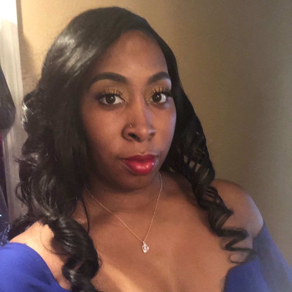 Meet your Posher, Danyell